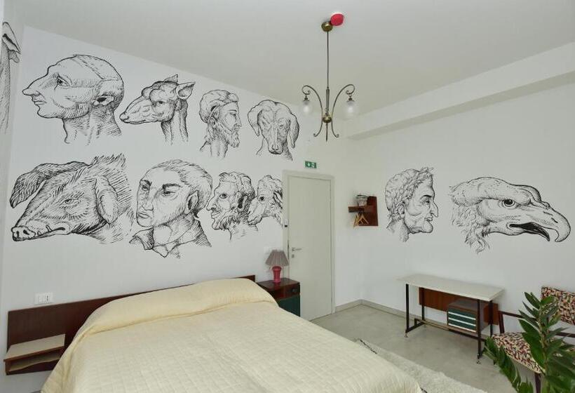 Номер Стандарт с Террасой, Vaarak