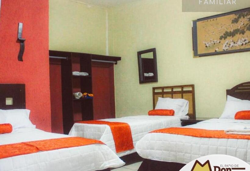 اتاق خانوادگی, El Patio De Don Moncho