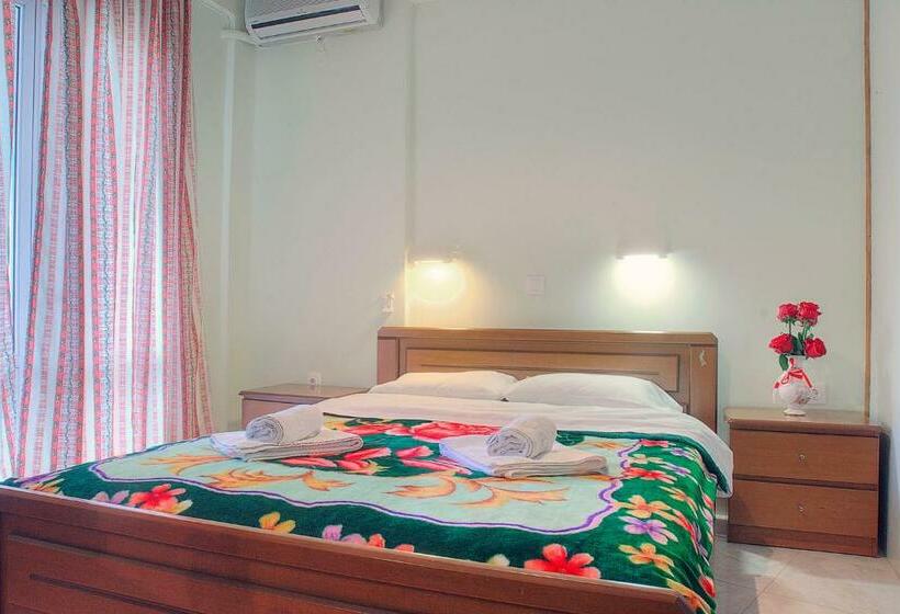 Studio Standard, Delphi