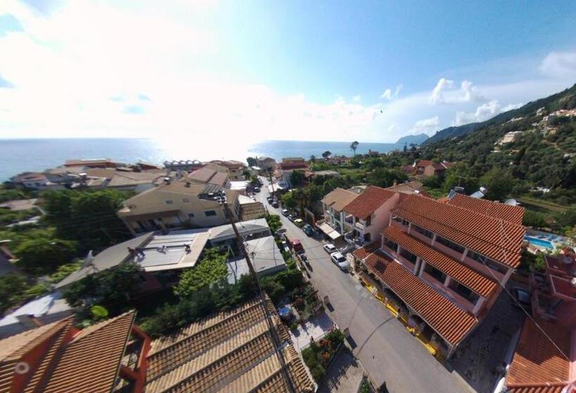 Pokój Standard, Delphi