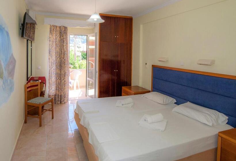 Pokój Standard, Delphi