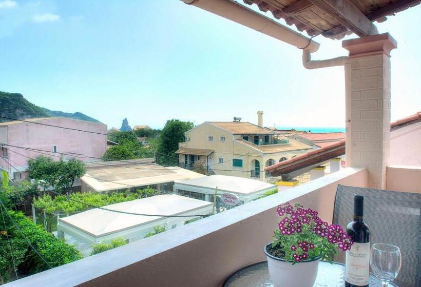 Studio Standard Widok Morze, Delphi