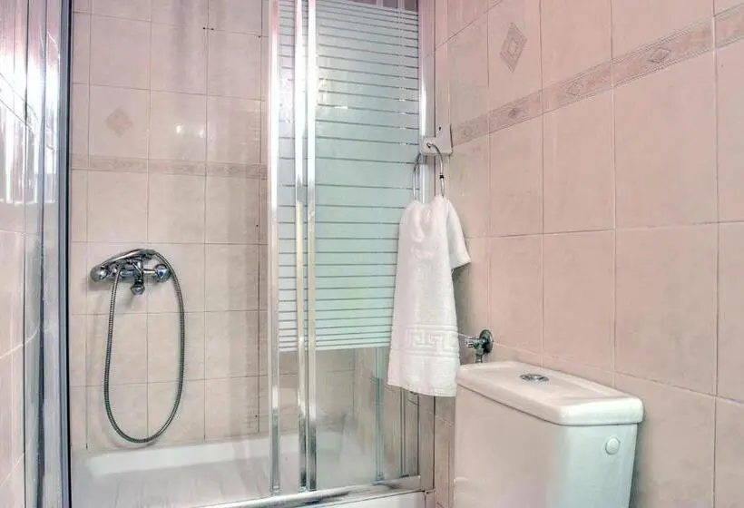 Estudio Standard Vista Mar, Delphi