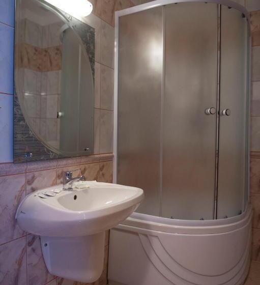 스탠다드 룸, Arta