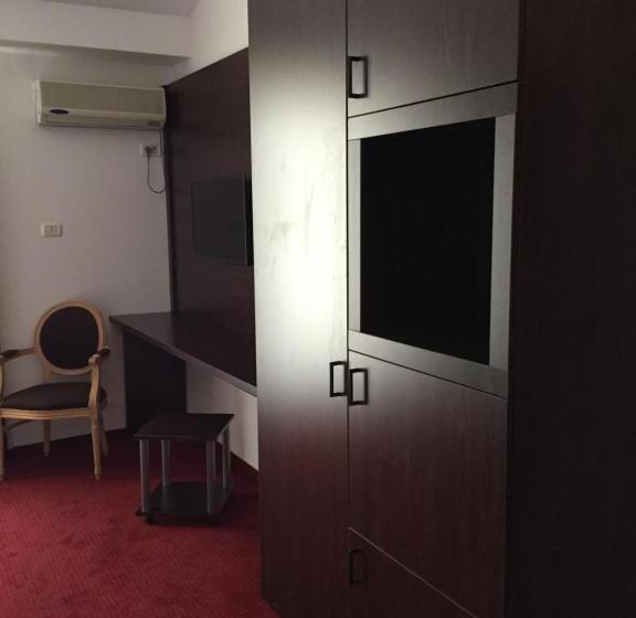 스탠다드 룸, Arta