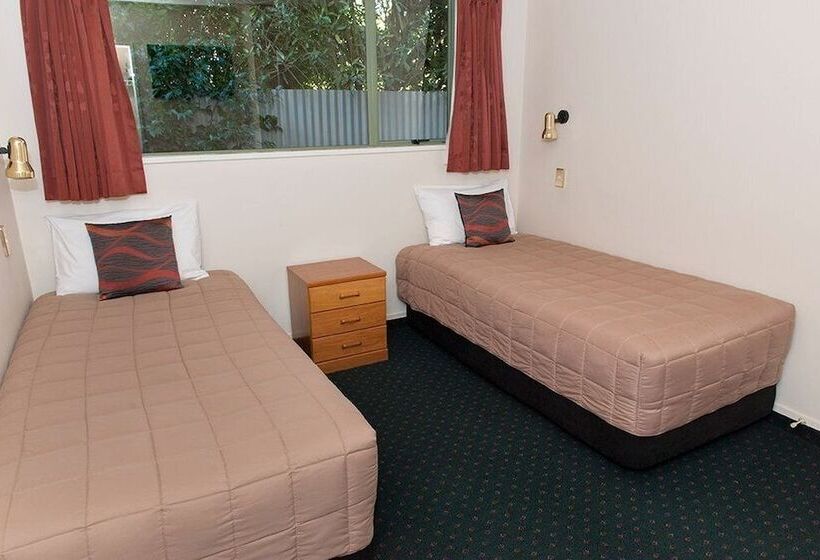 דירת שני חדרים, Asure Ashley Motor Lodge