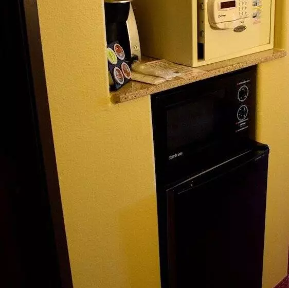 Sviitti Liikuntarajoitteisille, Best Western San Isidro Inn