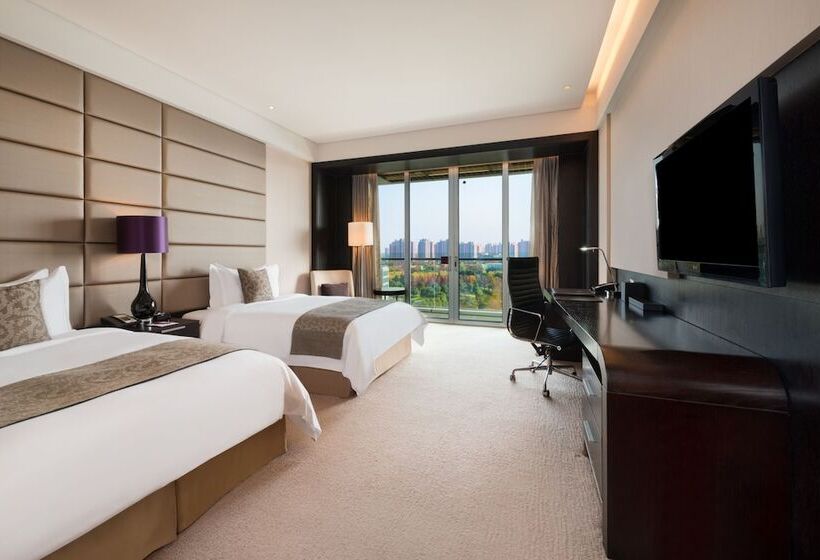 Standart Oda, Crowne Plaza Shanghai Xiayang Lake, An Ihg