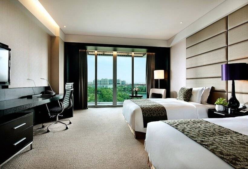 Standart Oda, Crowne Plaza Shanghai Xiayang Lake, An Ihg