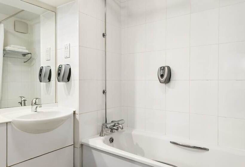 스탠다드 룸, Days Inn Kendal Killington Lake