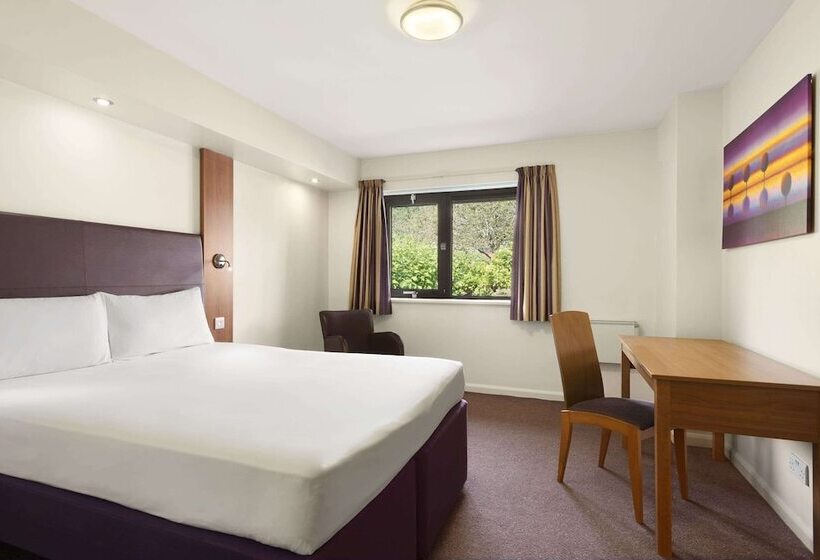 Номер Стандарт Двуспальная Кровать, Days Inn Kendal   Killington Lake
