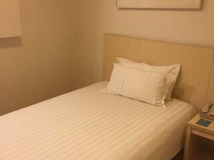 Номер Стандарт, Jinjiang Inn Beijing Changchun Street