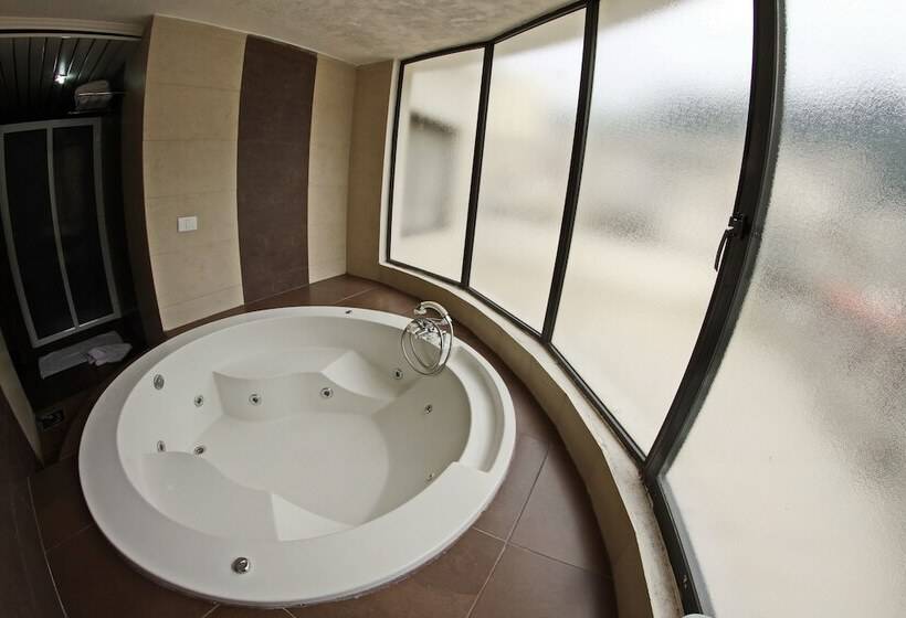 سوئیت پرزیدنت, Madisson