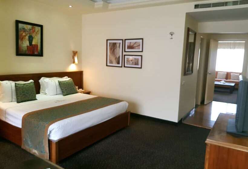 سوئیت پرزیدنت, Madisson