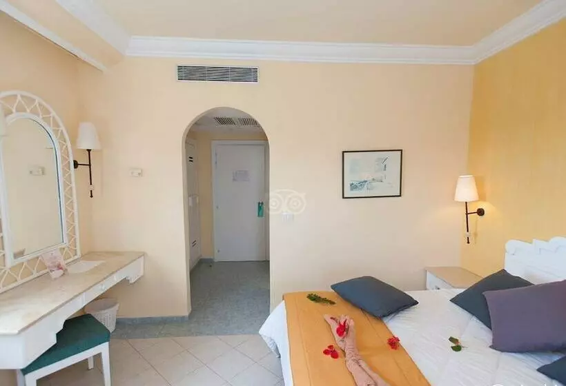 اتاق استاندارد یک نفره, Mediterranee Hammamet - Families and Couples Only