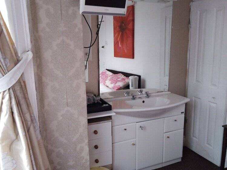 חדר משפחתי, Myroomz Seaview