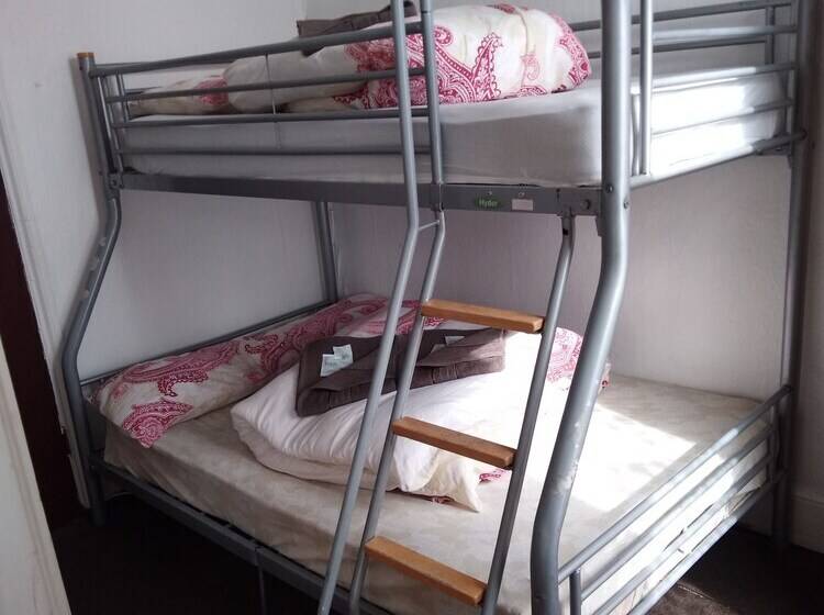 غرفة عائلية, Myroomz Seaview