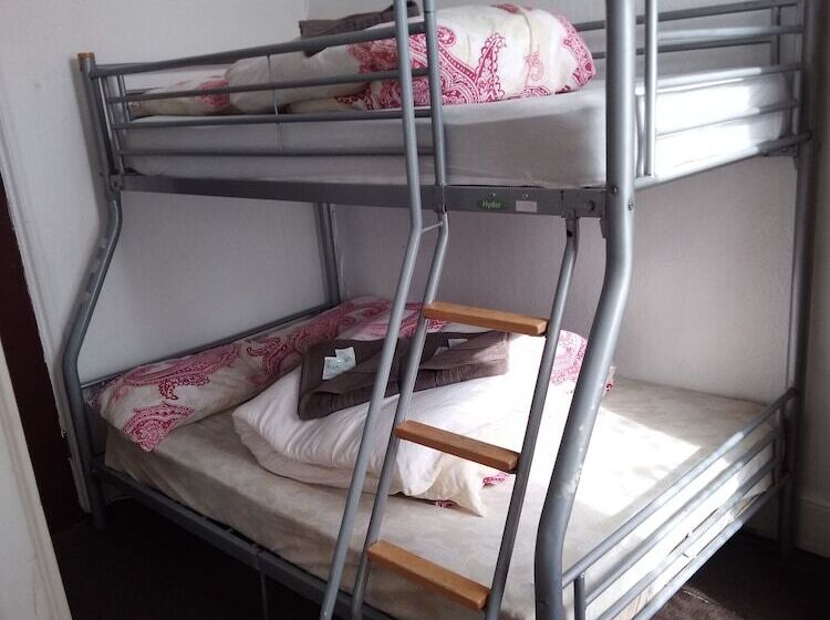 חדר משפחתי, Myroomz Seaview