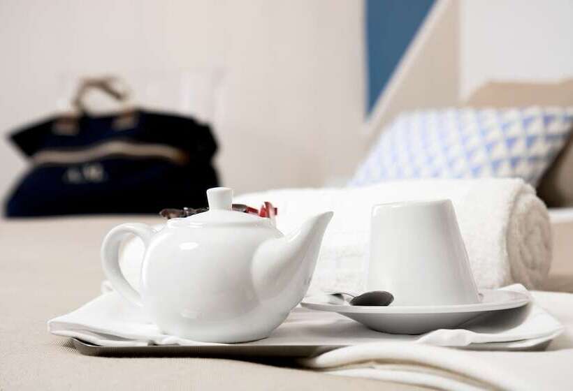 اتاق استاندارد سه نفره, Rivage