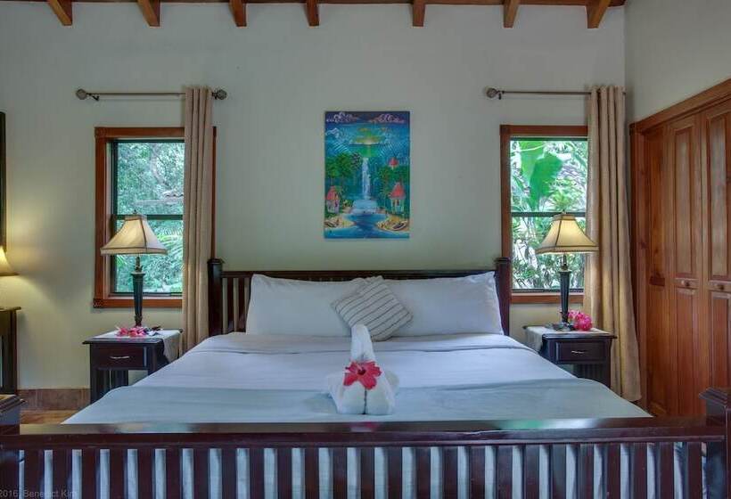 Люкс Вид на Реку, Mystic River Resort