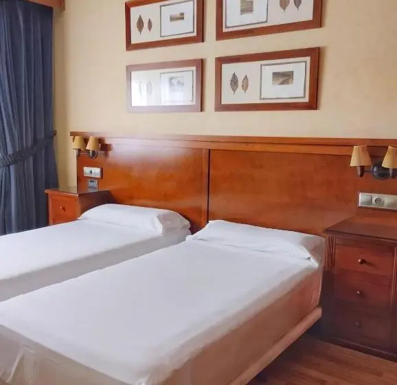 スタンダードルーム, Hostal Los Infantes