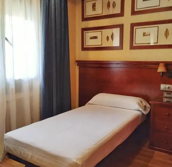 スタンダードシングルルーム, Hostal Los Infantes