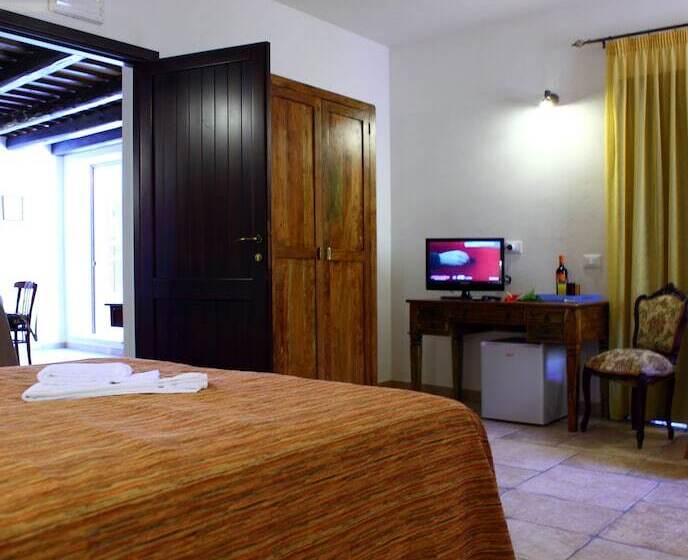 デラックストリプルルーム, B&b Sabir