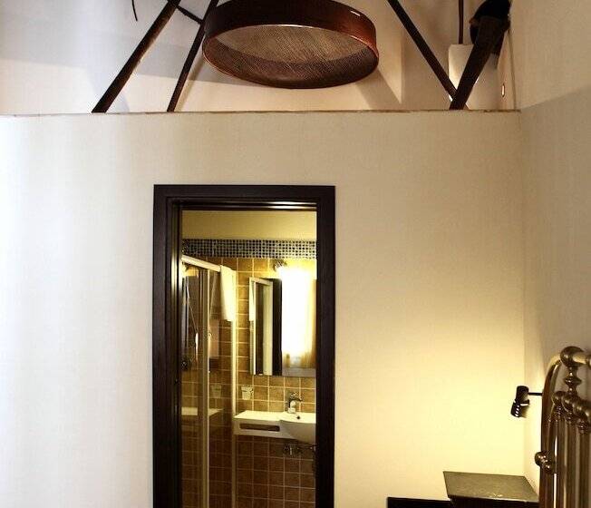 デラックスルーム, B&b Sabir