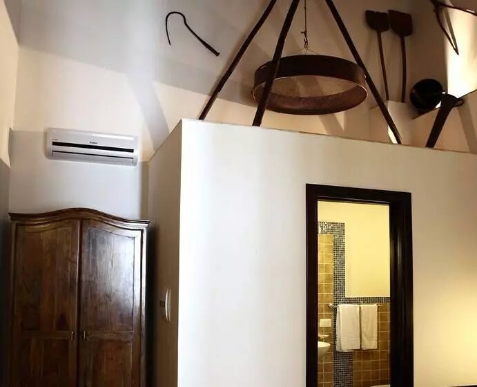 اتاق لوکس, B&b Sabir