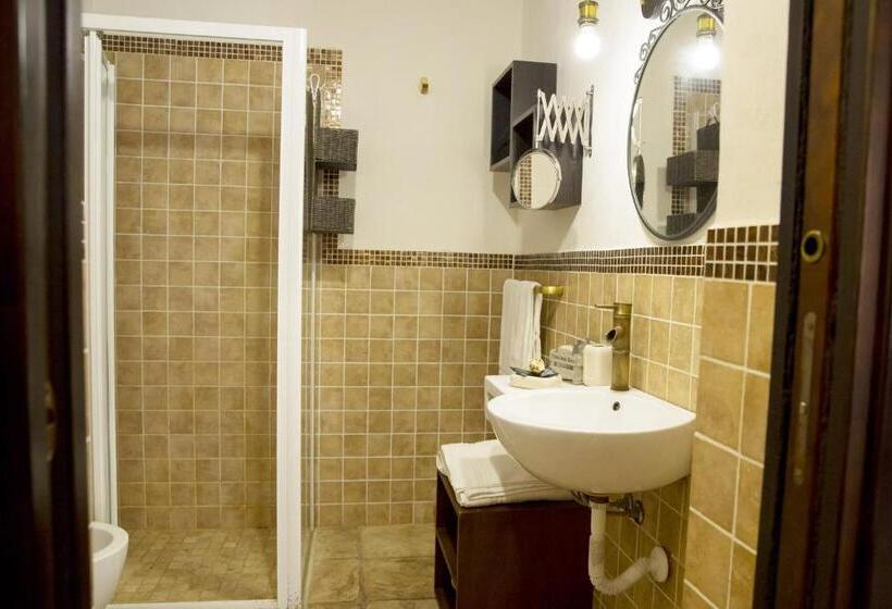 スタンダード４人部屋, B&b Sabir