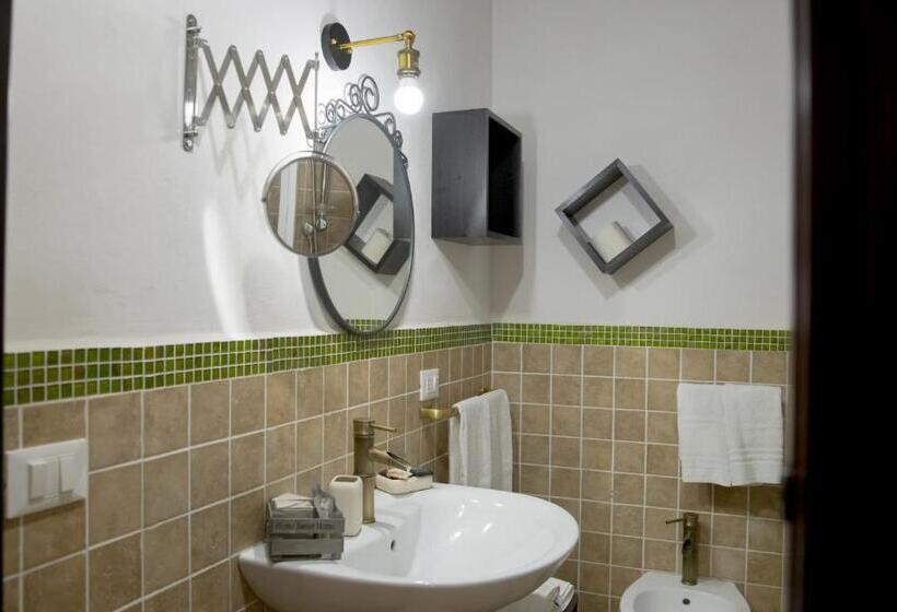 スタンダード４人部屋, B&b Sabir