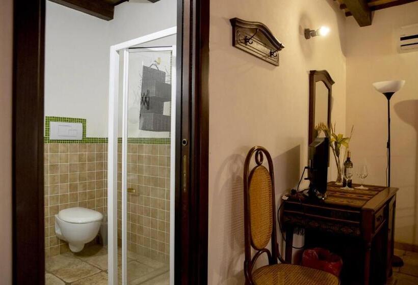 スタンダード４人部屋, B&b Sabir