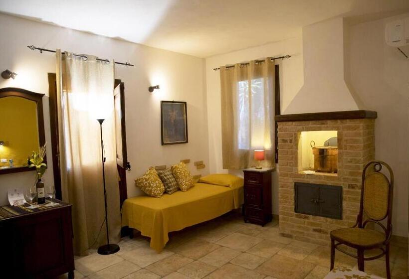 デラックストリプルルーム, B&b Sabir