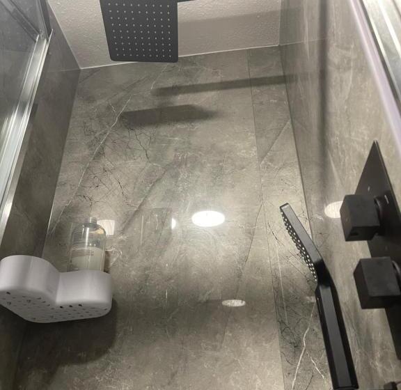 חדר יחיד בסיסי, Da Vinci Guest House & Guest Parking