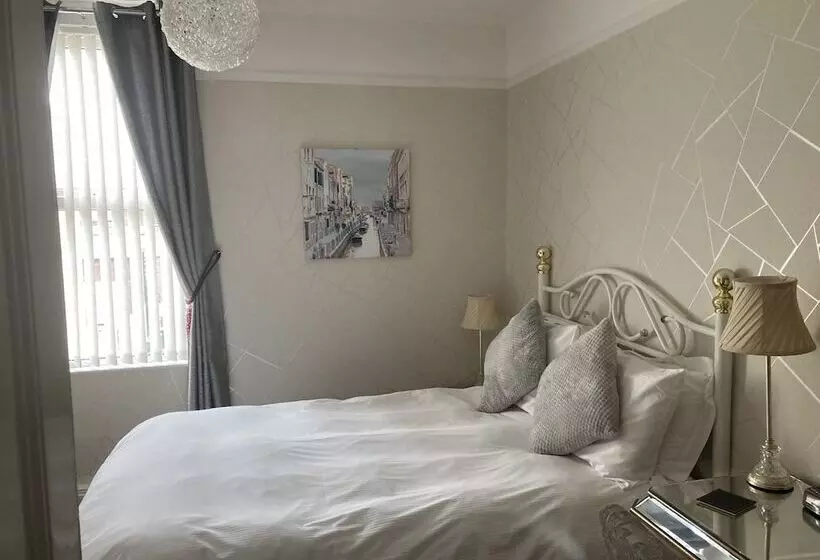 اتاق استاندارد, Storrbeck Guest House