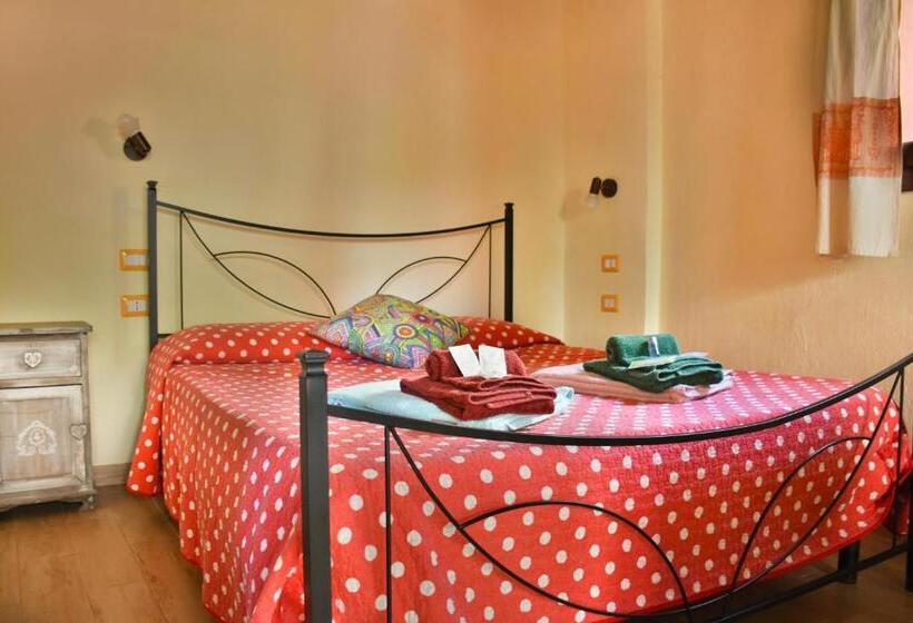 דירת חדר, Flowery Inn Villa