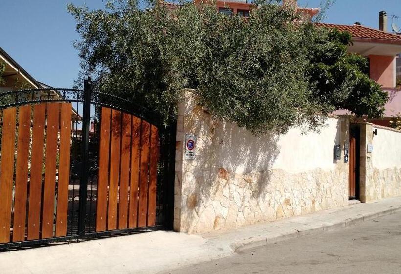 דירת חדר סופריור, Flowery Inn Villa