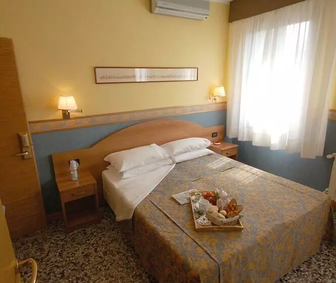 اتاق استاندارد سه نفره, Antica Villa Graziella Venice   Atika & Atif