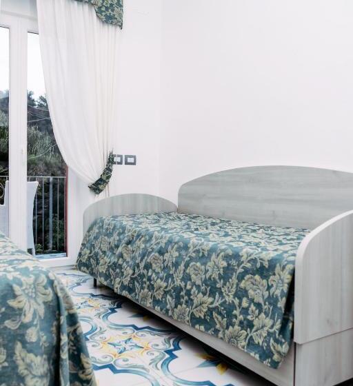 غرفة كومفورت, Da Maria