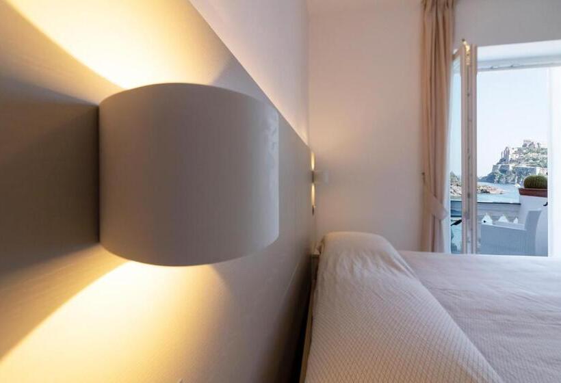 غرفة سوبيريور مطلّة علي البحر, Da Maria