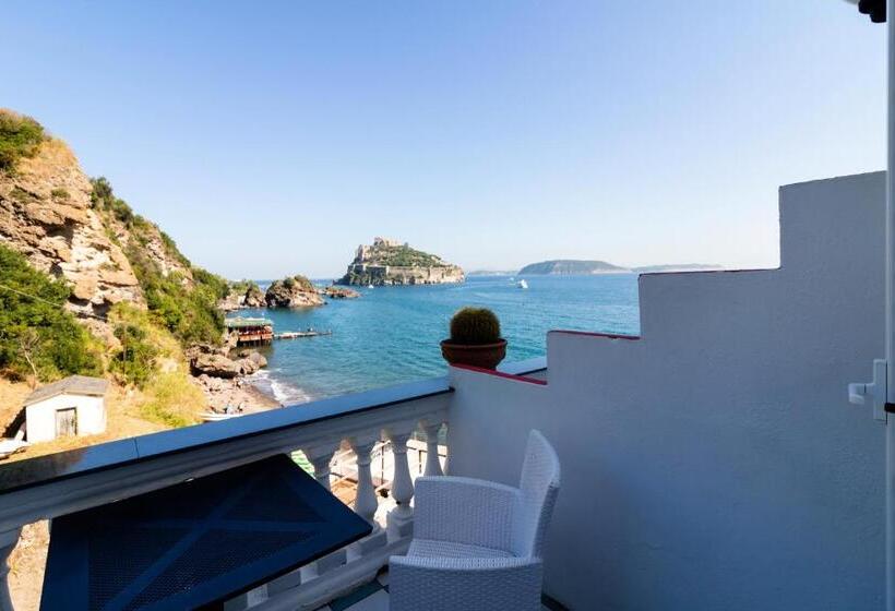 غرفة سوبيريور مطلّة علي البحر, Da Maria