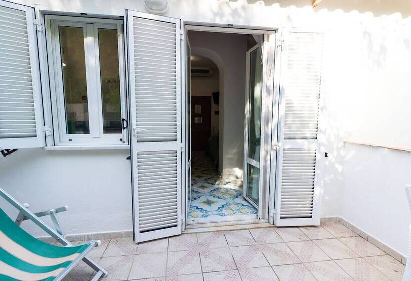 غرفة كومفورت, Da Maria