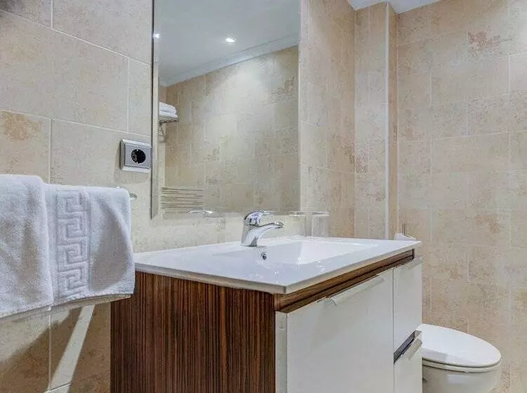 Standardzimmer, El Mesón
