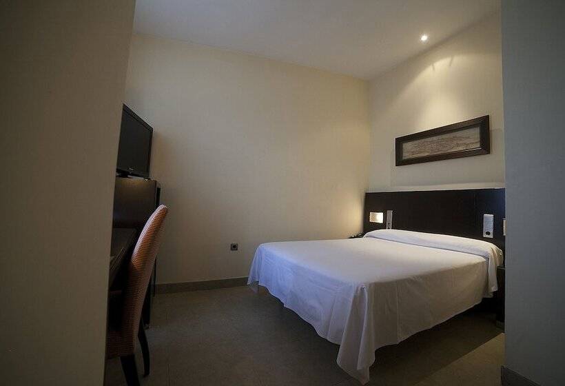 スタンダードルーム, El Mesón