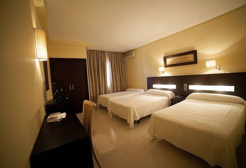 スタンダードトリプルルーム, El Mesón