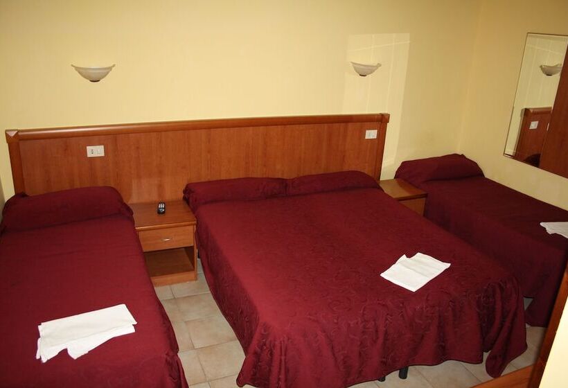 חדר סטנדרט לשלושה, Eurorooms