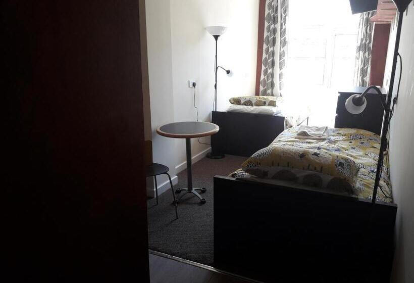 スタンダードルーム, Ossians