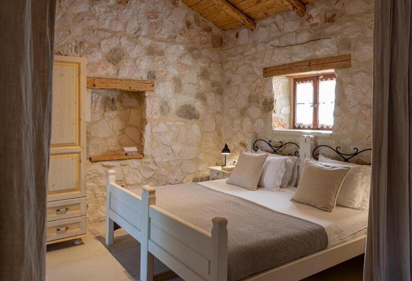 استودیوی استاندارد, Paliokaliva Apartments And Villas