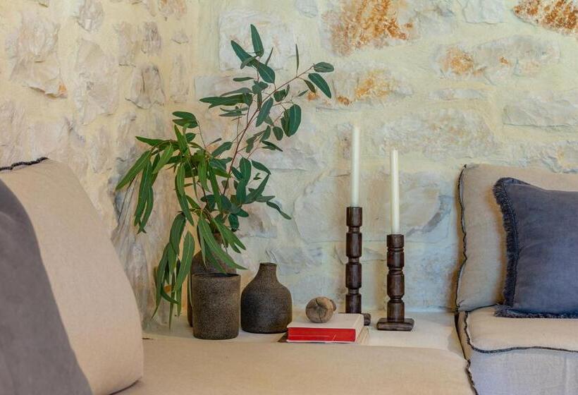 استودیوی سوپریور, Paliokaliva Apartments And Villas