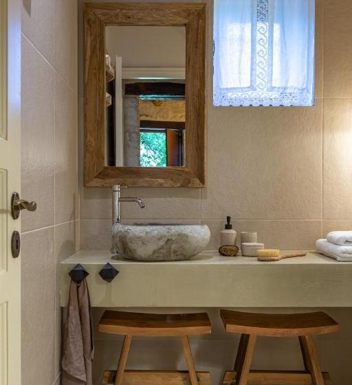 استودیوی سوپریور, Paliokaliva Apartments And Villas